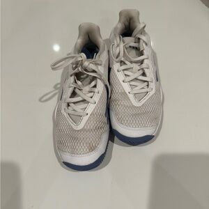 Adidas gender neutral tennis court shoes